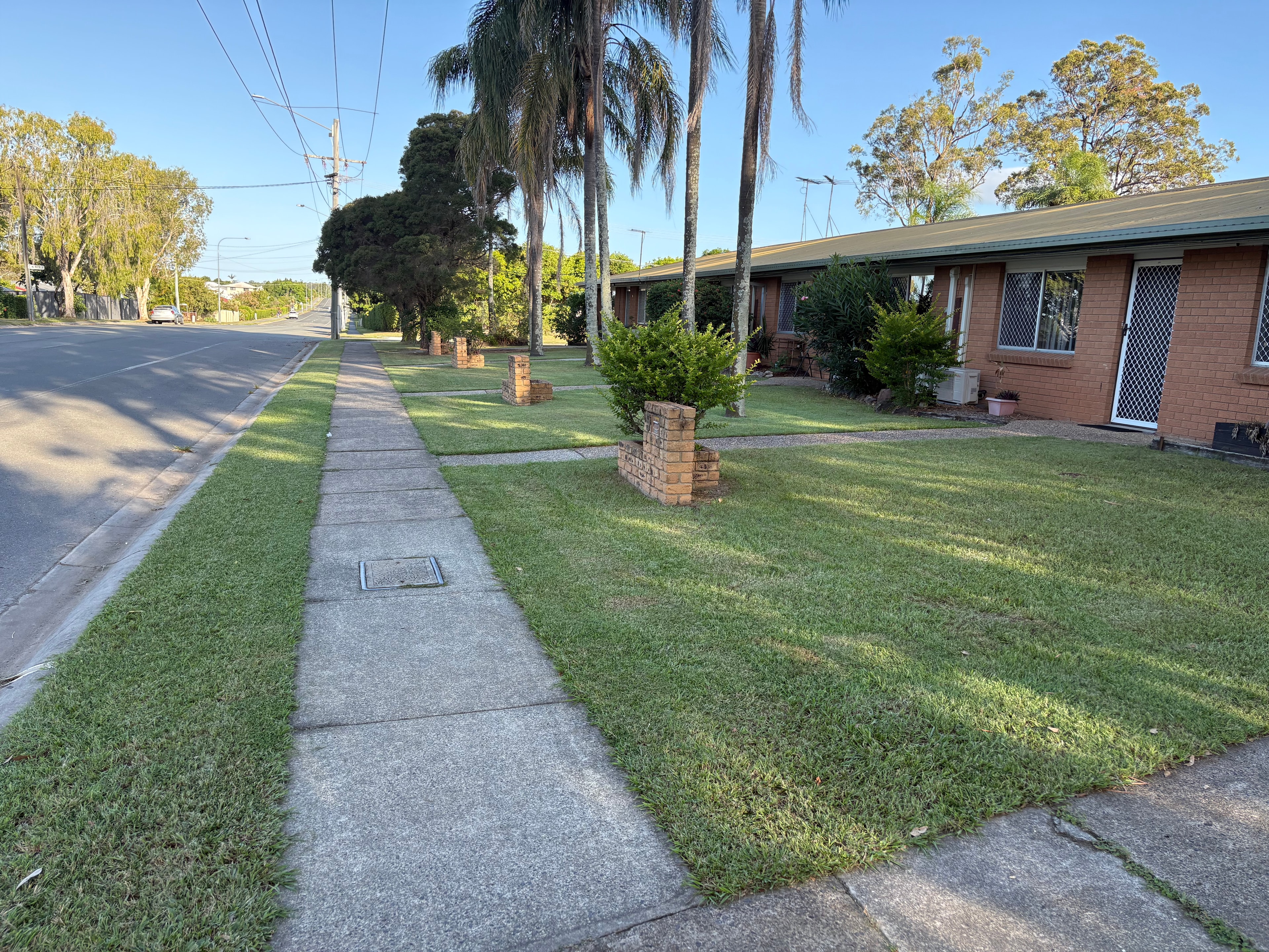 Strata apartment complex lawn maintenance Brisbane